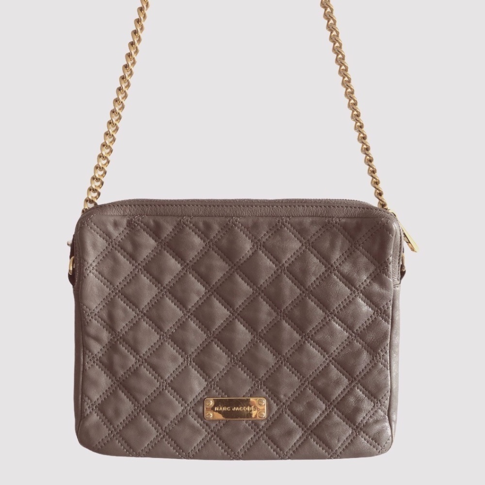 Marc Jacobs Quilted iPad Case Crossbody bag. - Picture 2 of 13